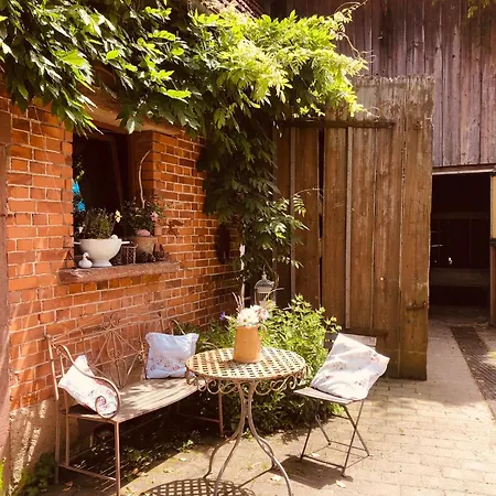 Auf Einem Ehemaligen Bauernhof * Neuhausen (Baden-Wurttemberg)